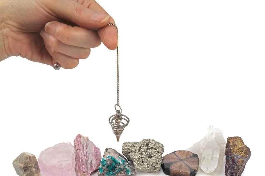 Limpieza energética con péndulo